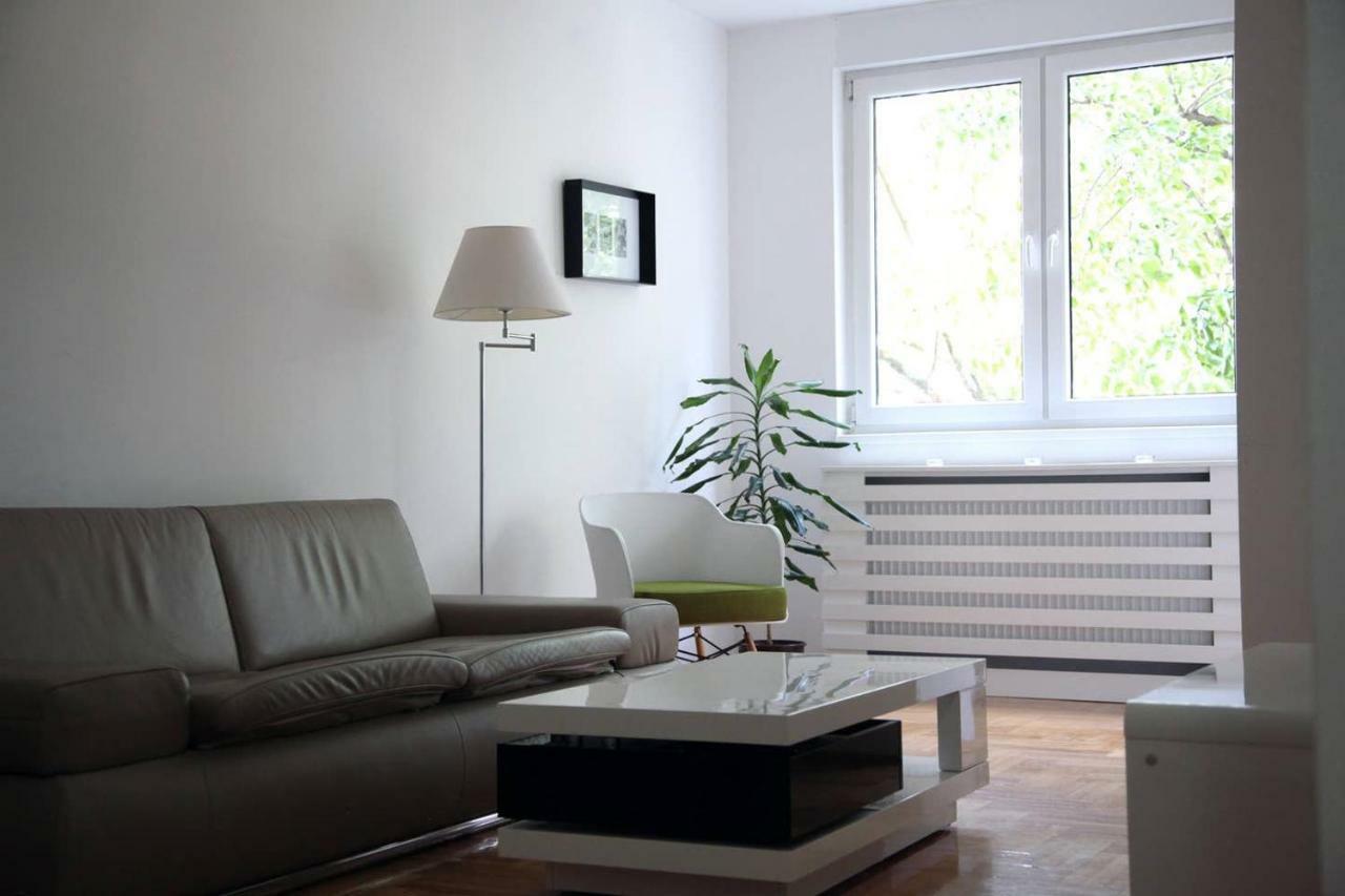 65 Square Meters Designer Apartment In Heart Of City - River View ! Park For Free นิส ภายนอก รูปภาพ