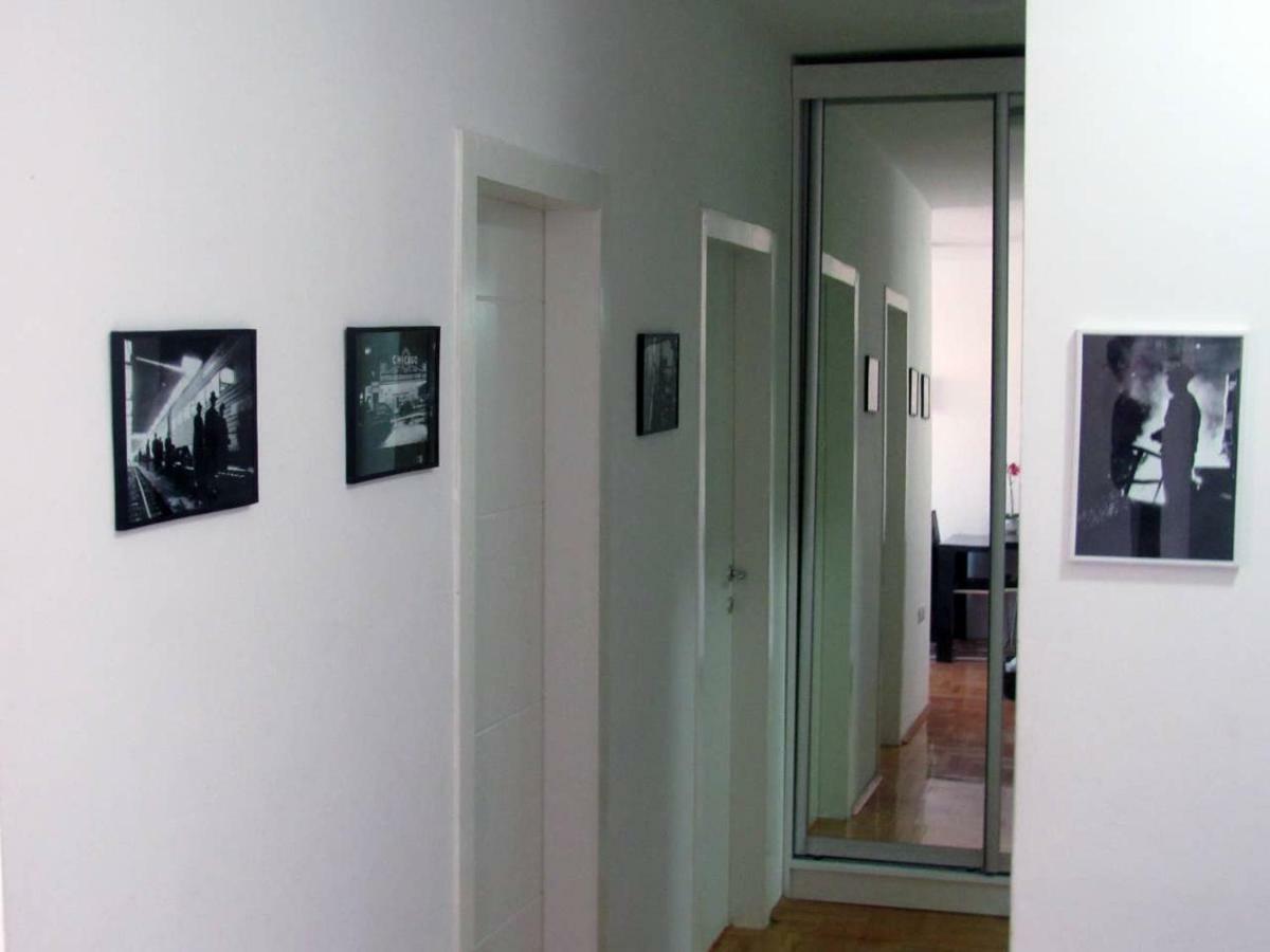 65 Square Meters Designer Apartment In Heart Of City - River View ! Park For Free นิส ภายนอก รูปภาพ
